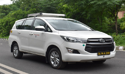 Toyota Crysta car rental Delhi